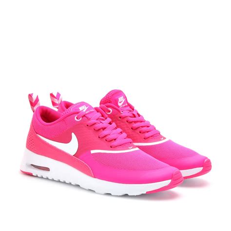 nike thea air max pink